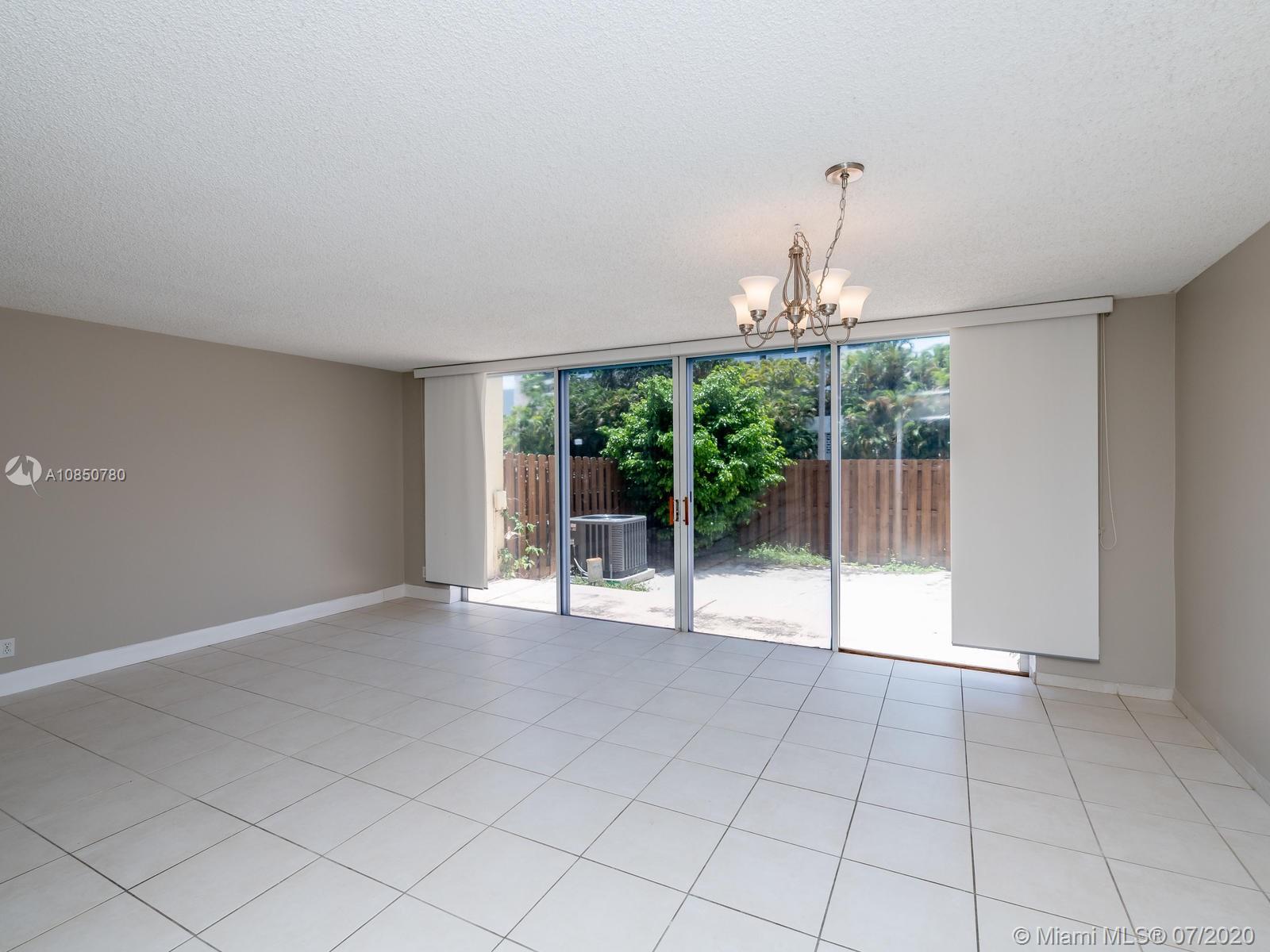 Photo of 2304 7th St #27, Hallandale Beach, Florida, 33009 -
