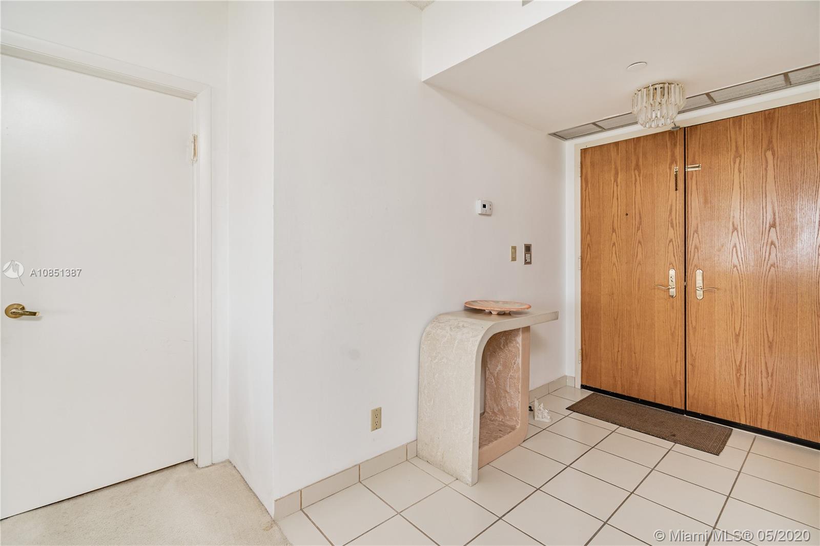 Photo of 20281 Country Club Dr #2109, Aventura, Florida, 33180 -