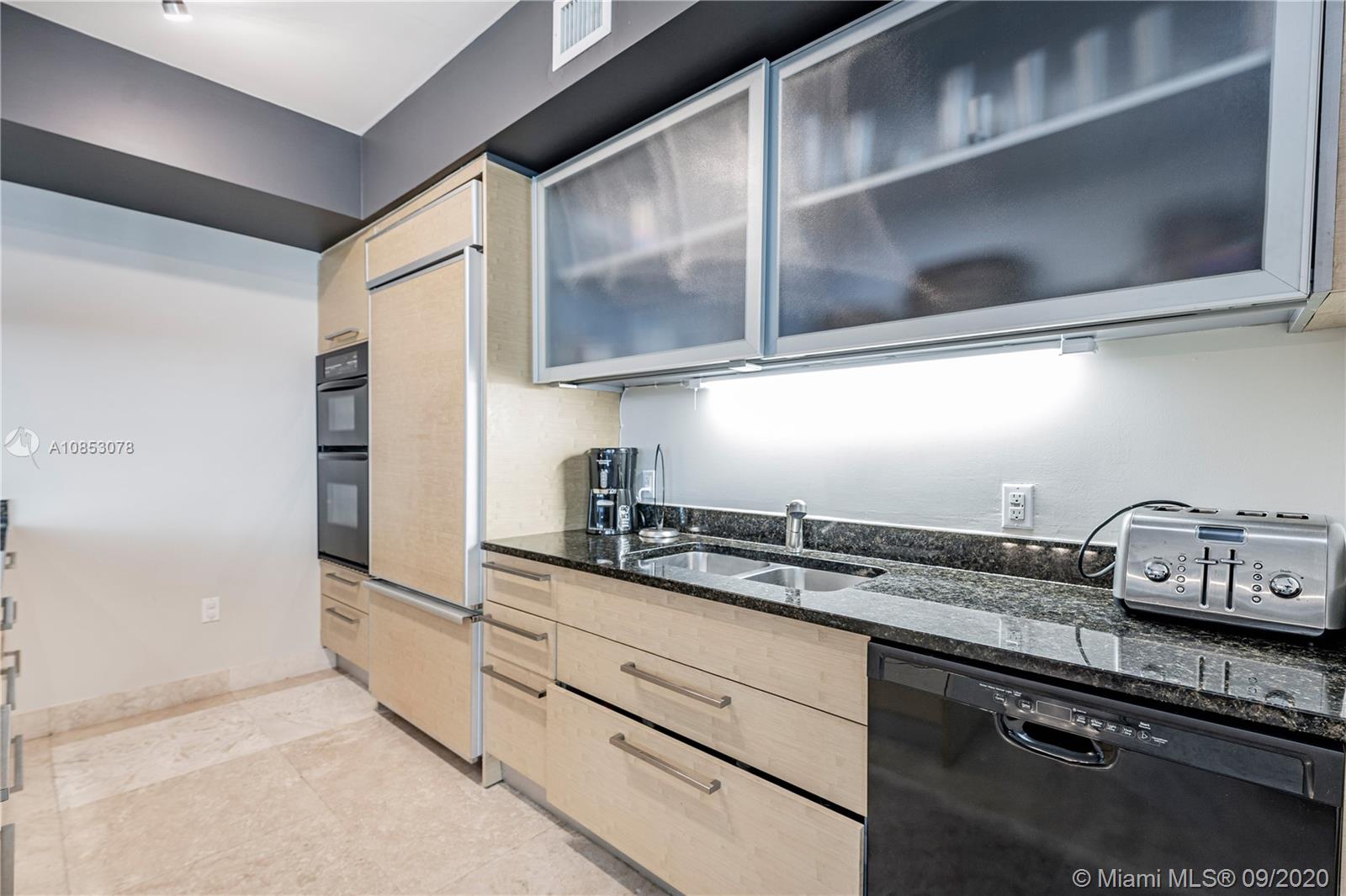 See details 1710(beautiful apartment) 2 / 2 1782 sq. ft. $ 2020-05-02 0 Photo