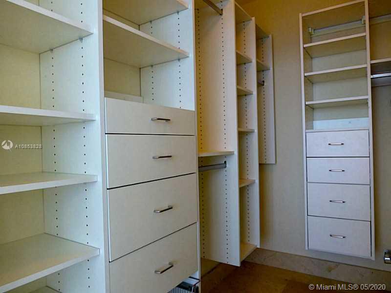 See details 4601 3 / 3 2065 sq. ft. $ 2020-05-04 0 Photo