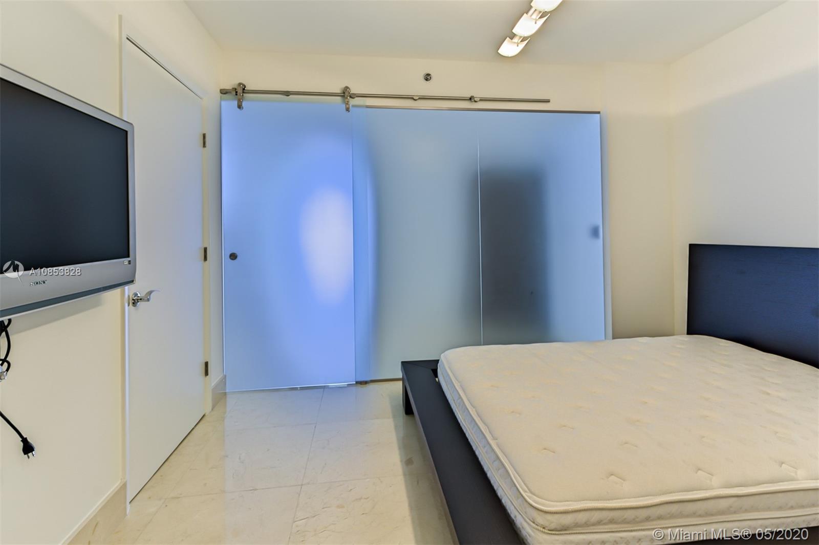 See details 4601 3 / 3 2065 sq. ft. $ 2020-05-04 0 Photo
