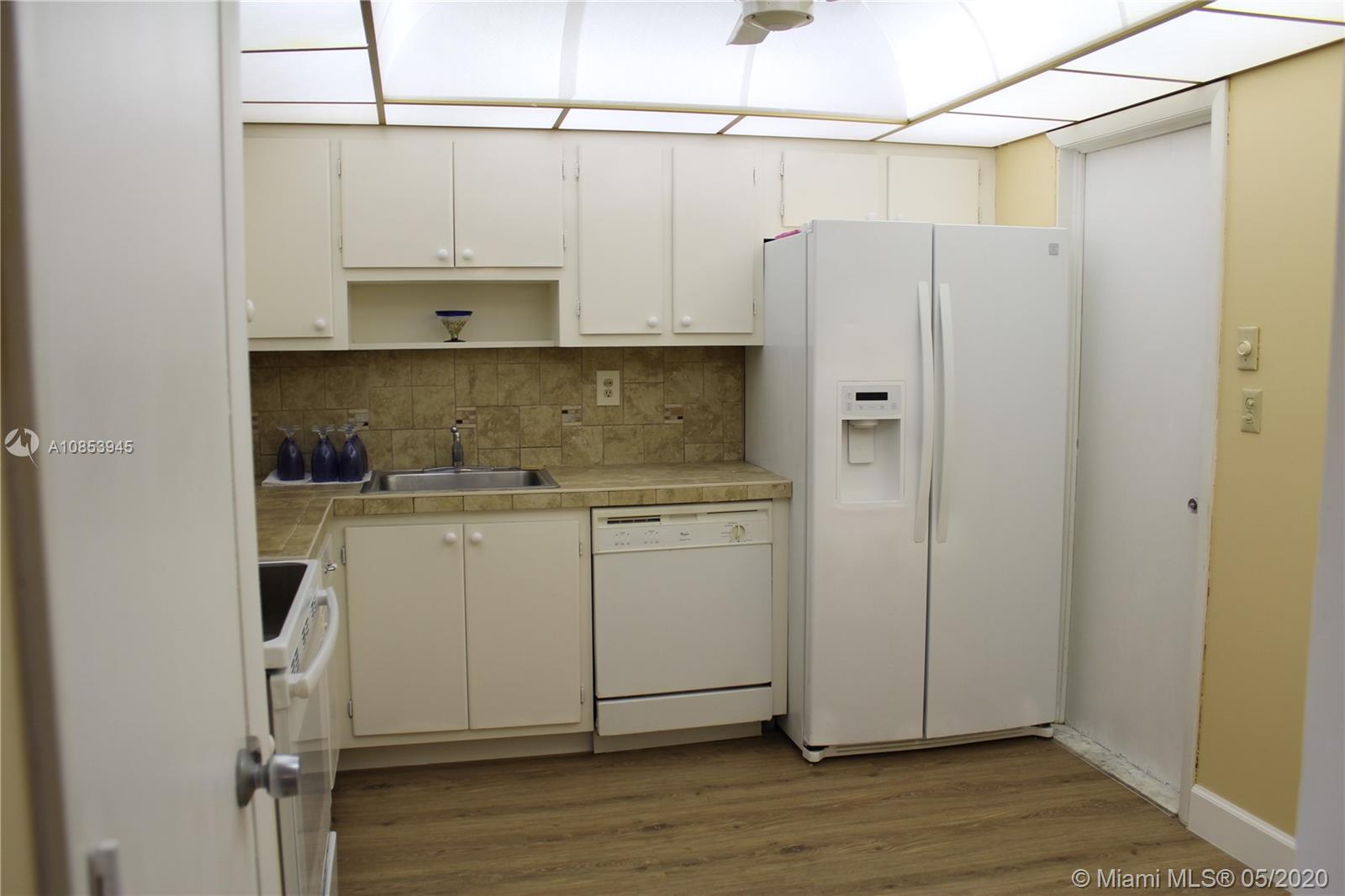 Photo of 3161 Ocean Dr #407, Hallandale Beach, Florida, 33009 -