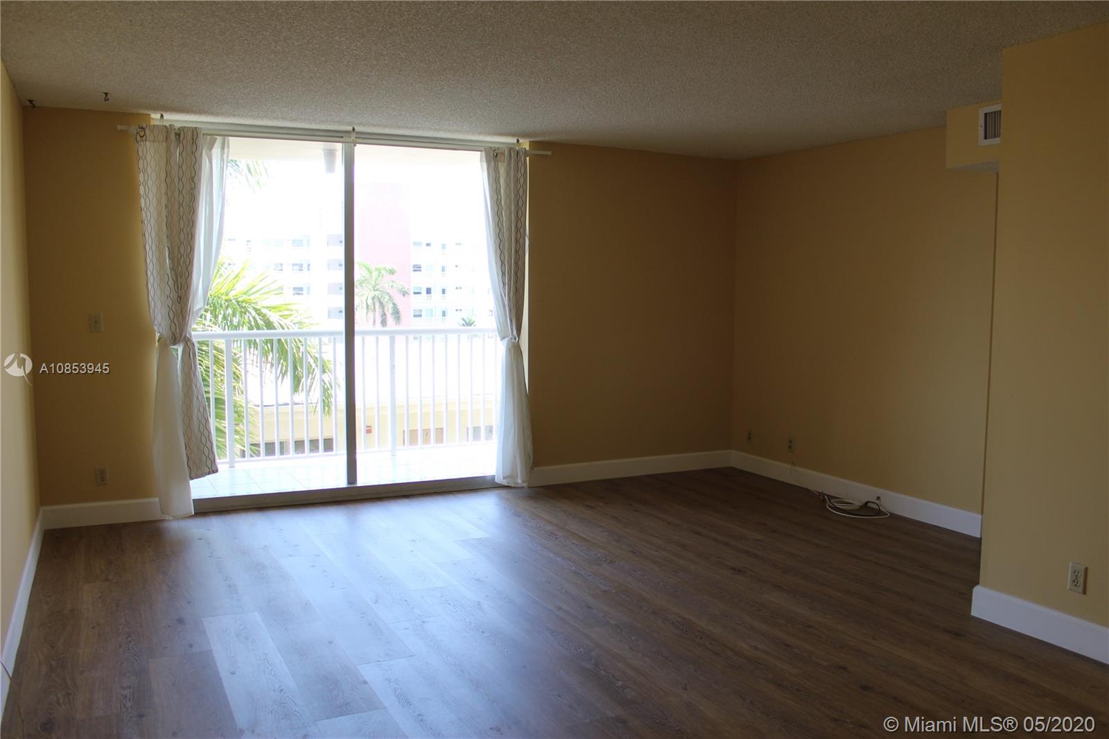 Photo of 3161 Ocean Dr #407, Hallandale Beach, Florida, 33009 -