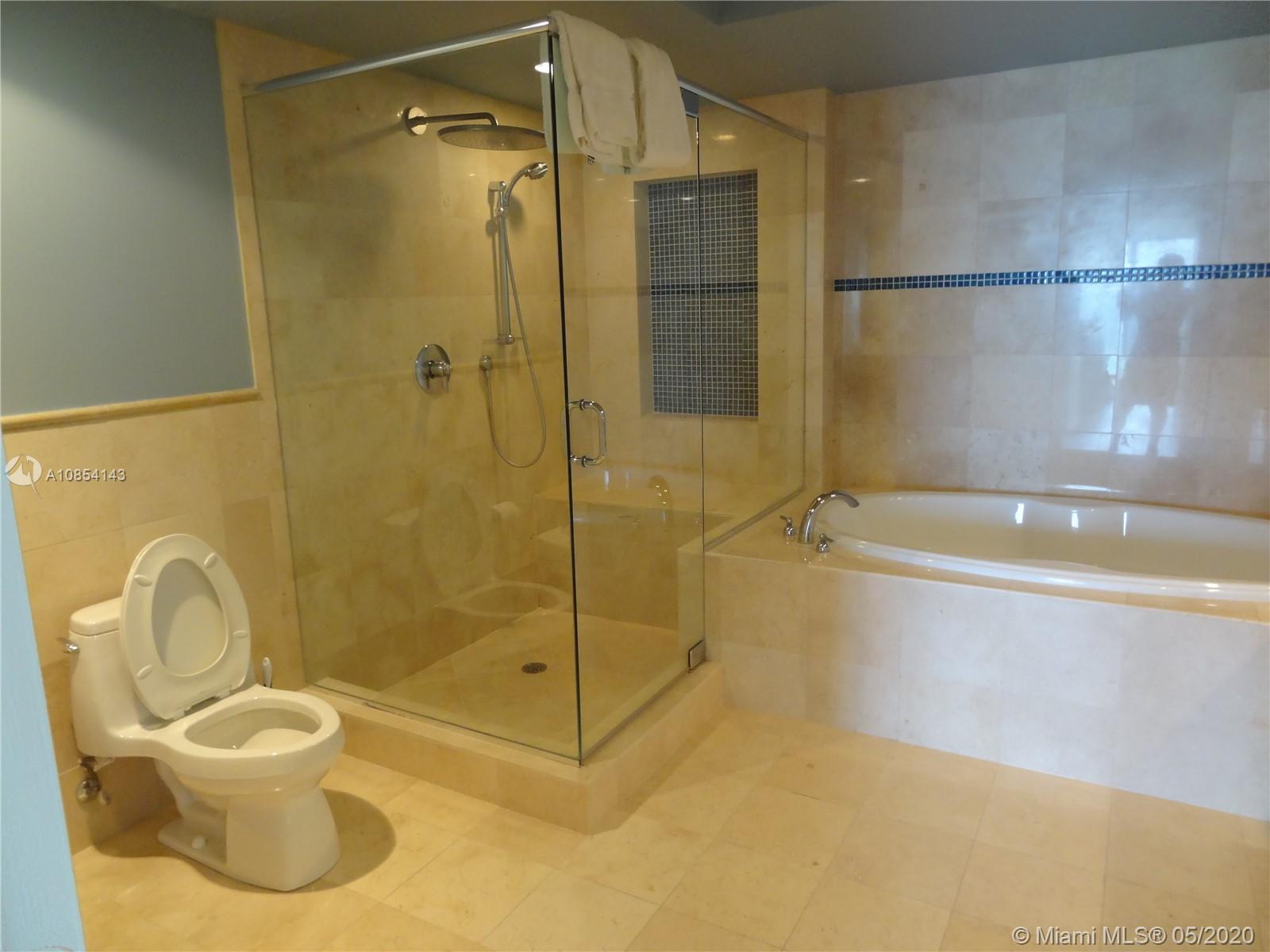 See details 2401 3 / 4 2078 sq. ft. $ 2020-05-05 0 Photo