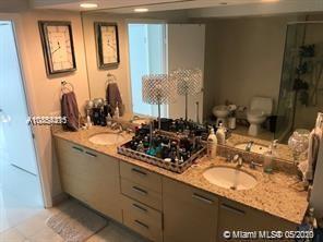 See details 3001 3 / 3 2065 sq. ft. $ 2021-01-26 0 Photo