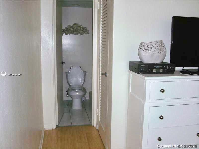 Photo of 3000 Ocean Dr #118, Hollywood, Florida, 33019 -