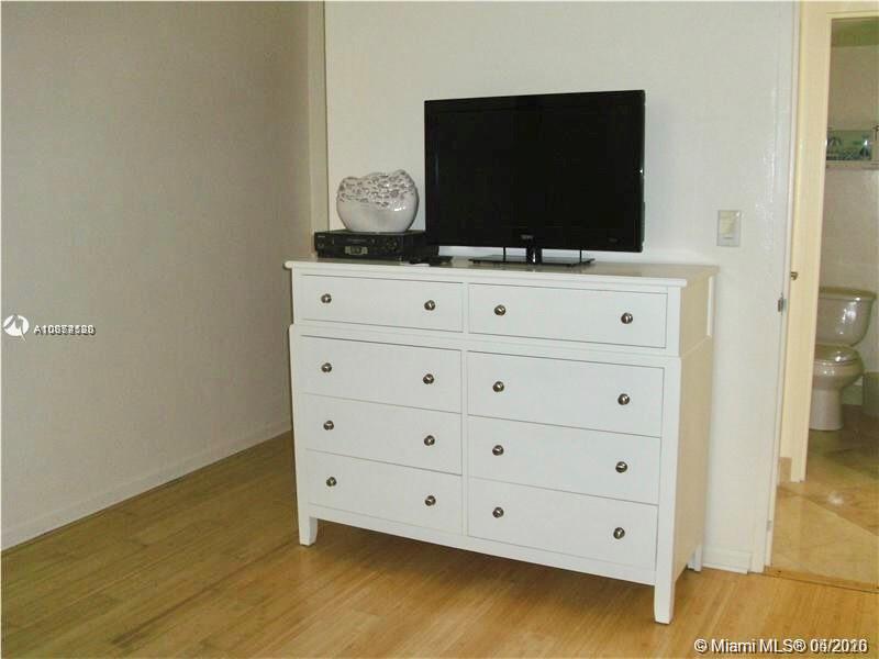 Photo of 3000 Ocean Dr #118, Hollywood, Florida, 33019 -