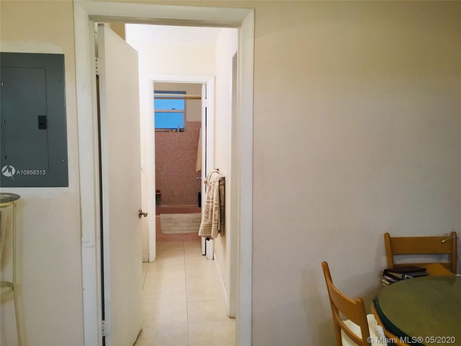 See details / 3028 sq. ft. $ 2021-03-12 0 Photo