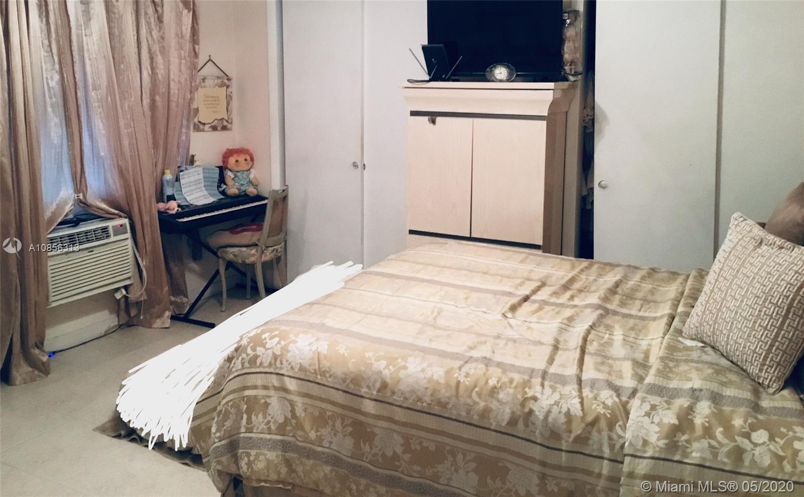 See details / 3028 sq. ft. $ 2021-03-12 0 Photo