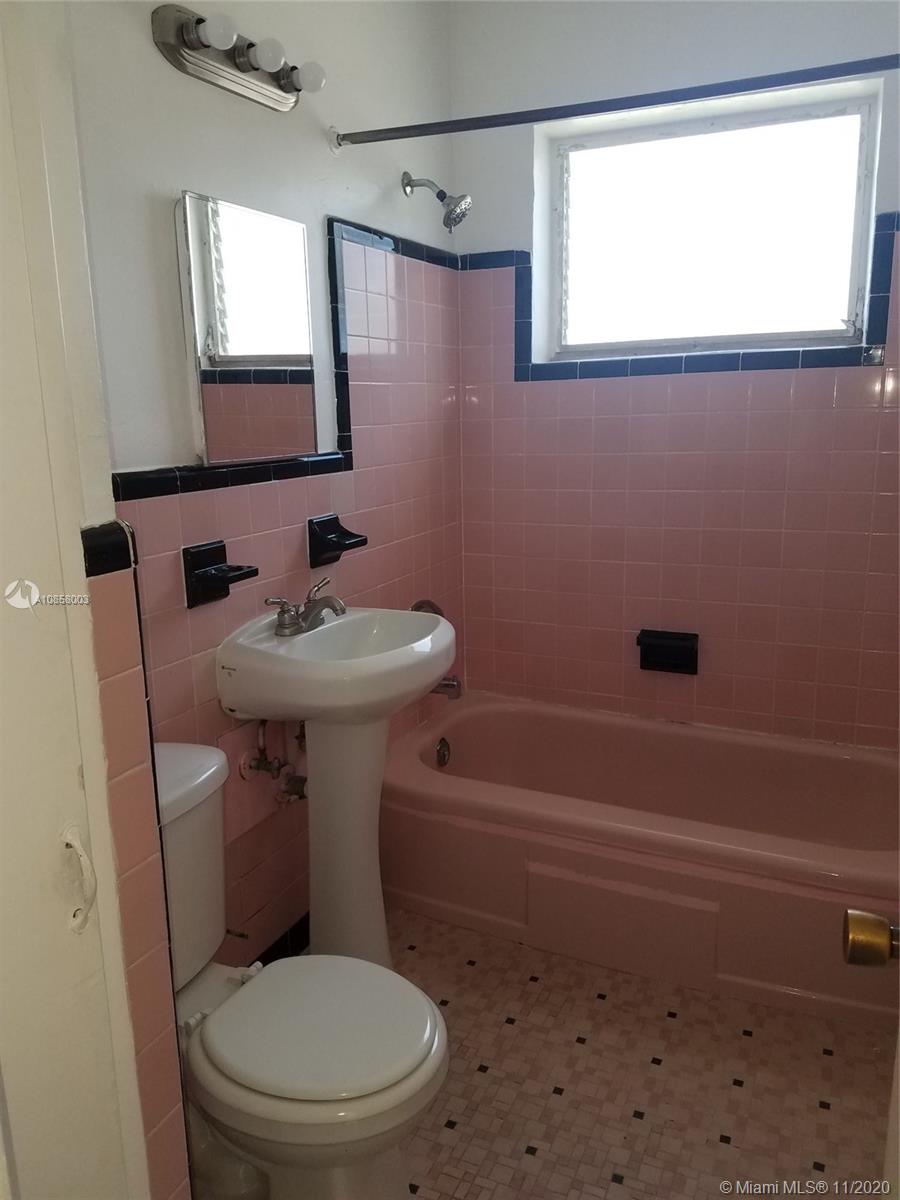 See details / 4242 sq. ft. $ 2020-05-12 0 Photo