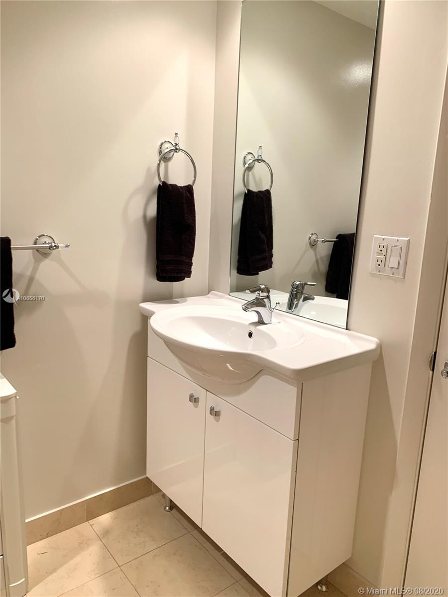 See details 907 3 / 3 1571 sq. ft. $ 2020-08-31 0 Photo