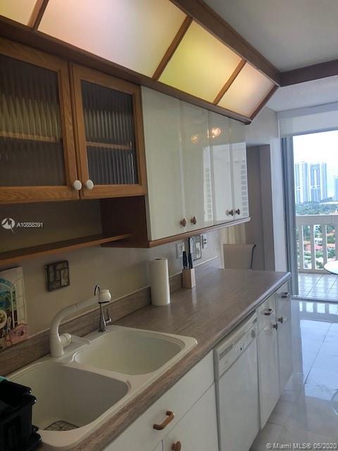 Photo of 19355 Turnberry Way #23F, Aventura, Florida, 33180 -