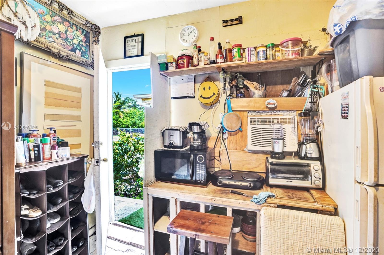 See details / 1324 sq. ft. $ 2021-03-02 0 Photo