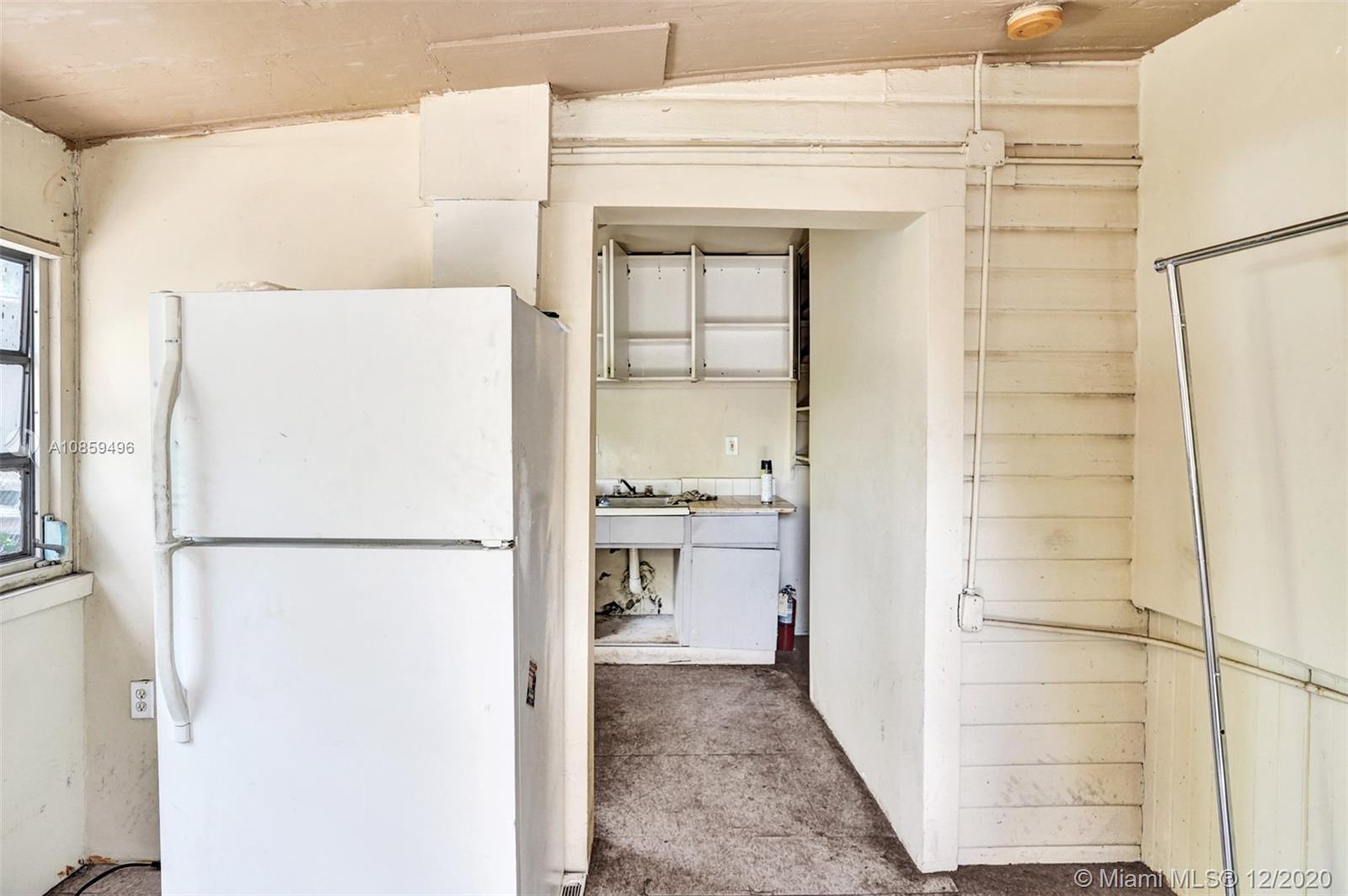 See details / 1324 sq. ft. $ 2021-03-02 0 Photo