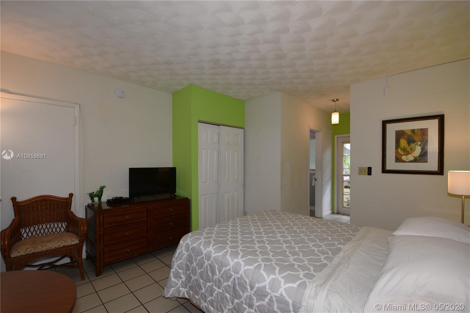 See details / sq. ft. $ 2020-06-23 0 Photo
