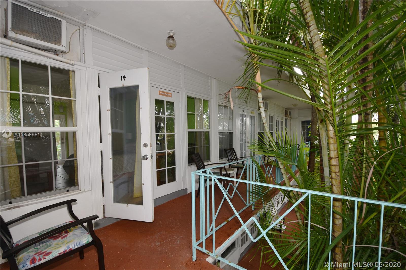 See details / sq. ft. $ 2020-06-23 0 Photo