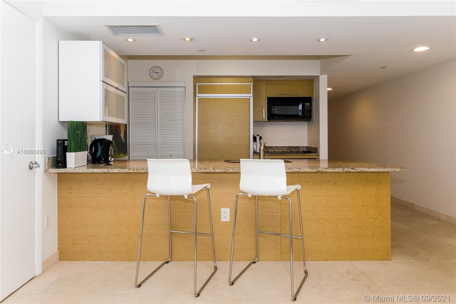 Ver detalles 2110 2 / 2 1337 sq. ft. $ 2020-09-25 0 foto