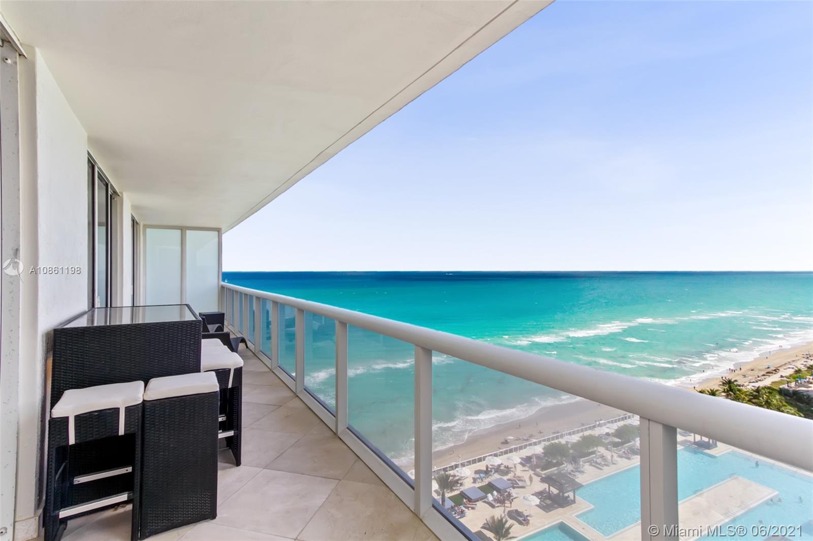 See details 1904 3 / 3 1675 sq. ft. $ 2020-05-18 0 Photo