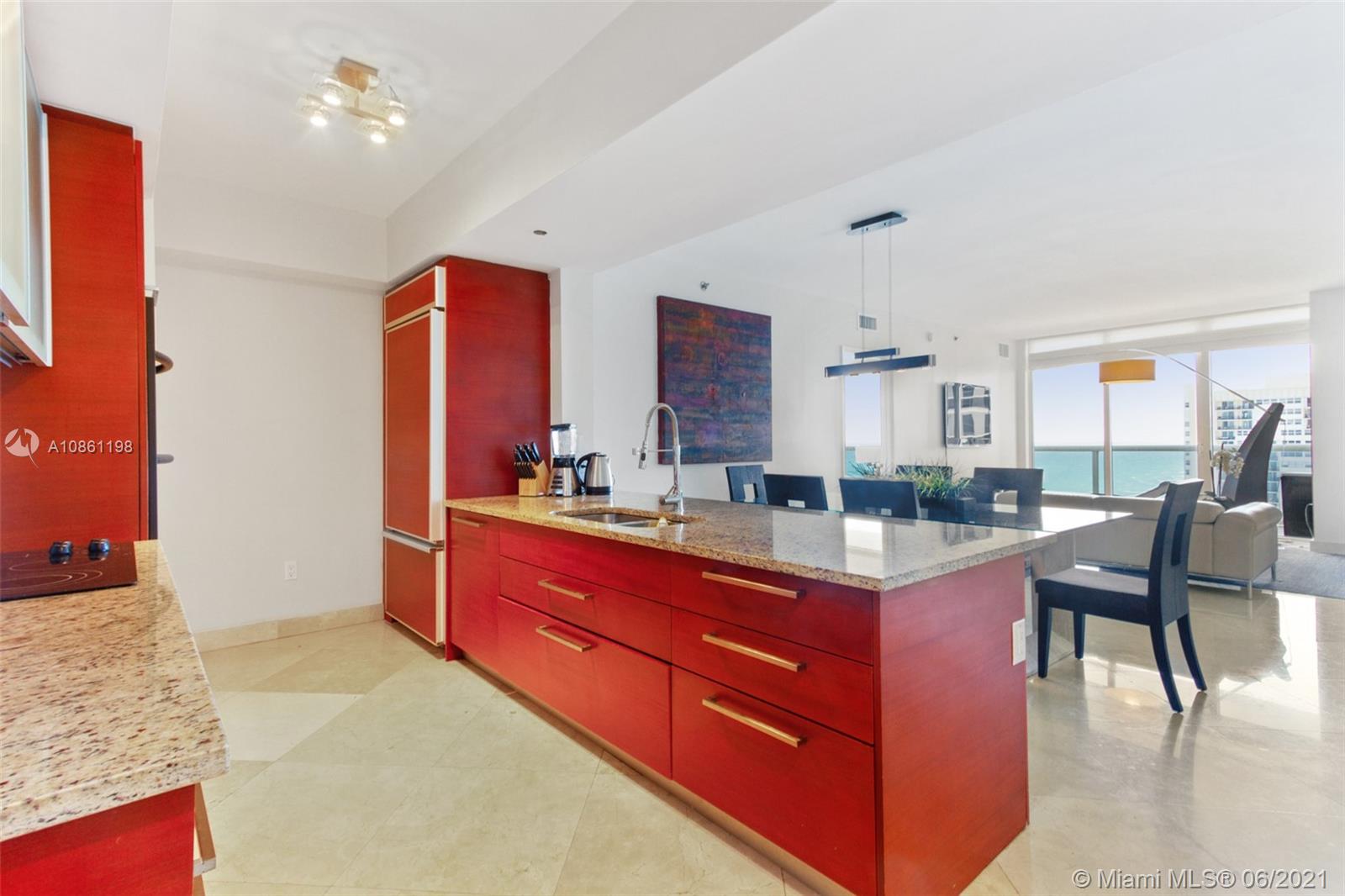See details 1904 3 / 3 1675 sq. ft. $ 2020-05-18 0 Photo