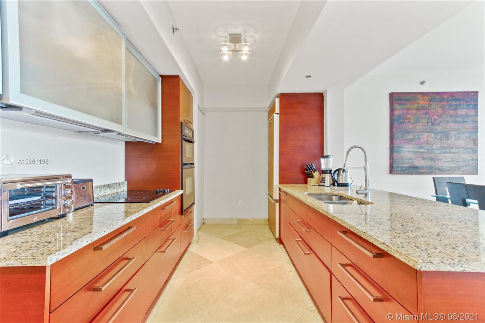 See details 1904 3 / 3 1675 sq. ft. $ 2020-05-18 0 Photo