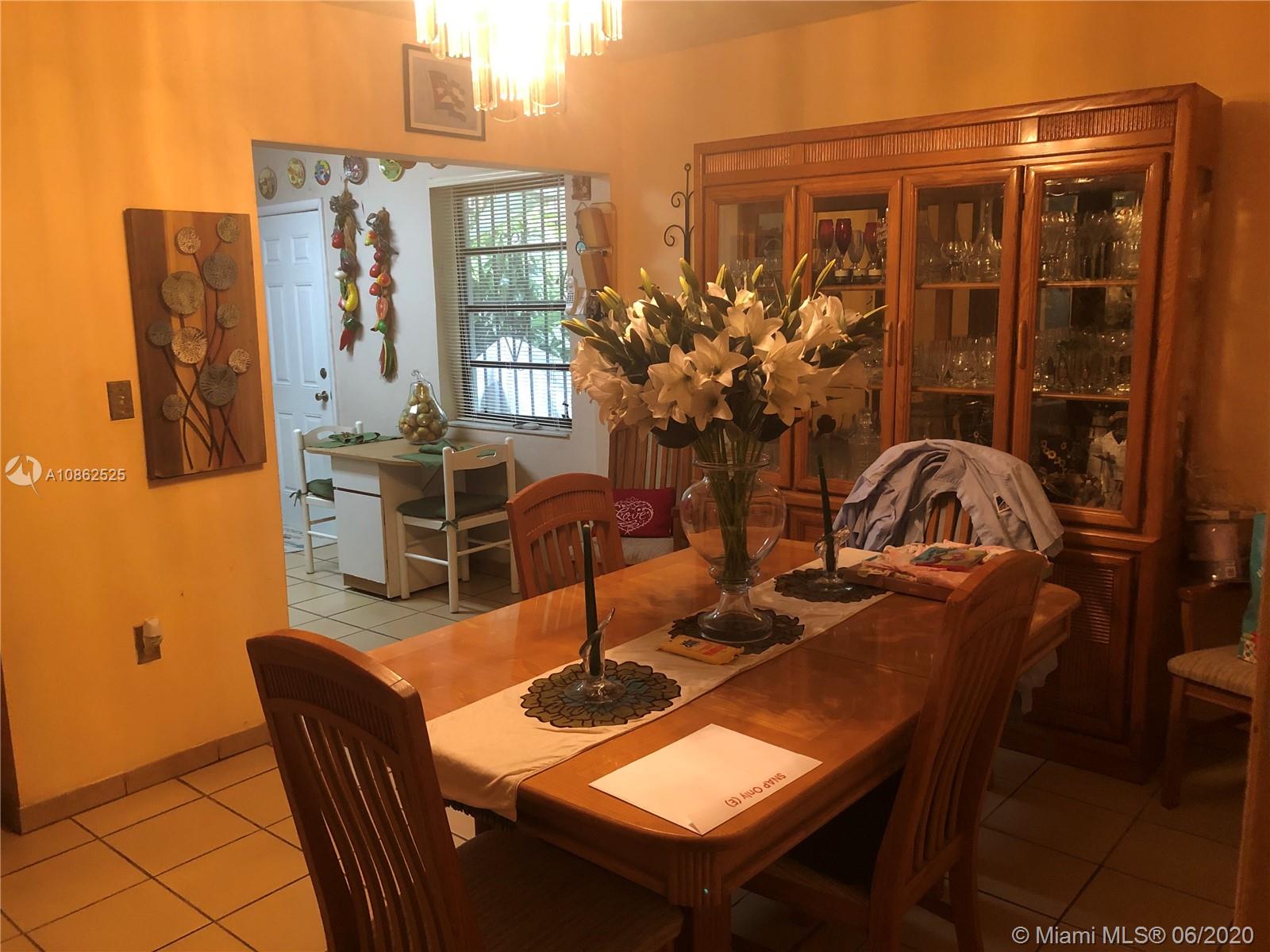See details / 1470 sq. ft. $ 2020-10-23 0 Photo