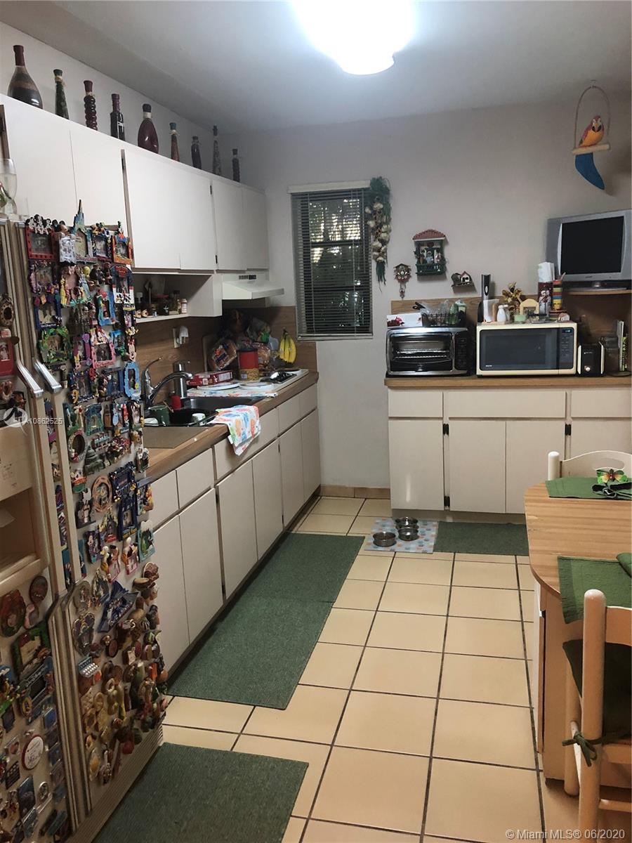 See details / 1470 sq. ft. $ 2020-10-23 0 Photo