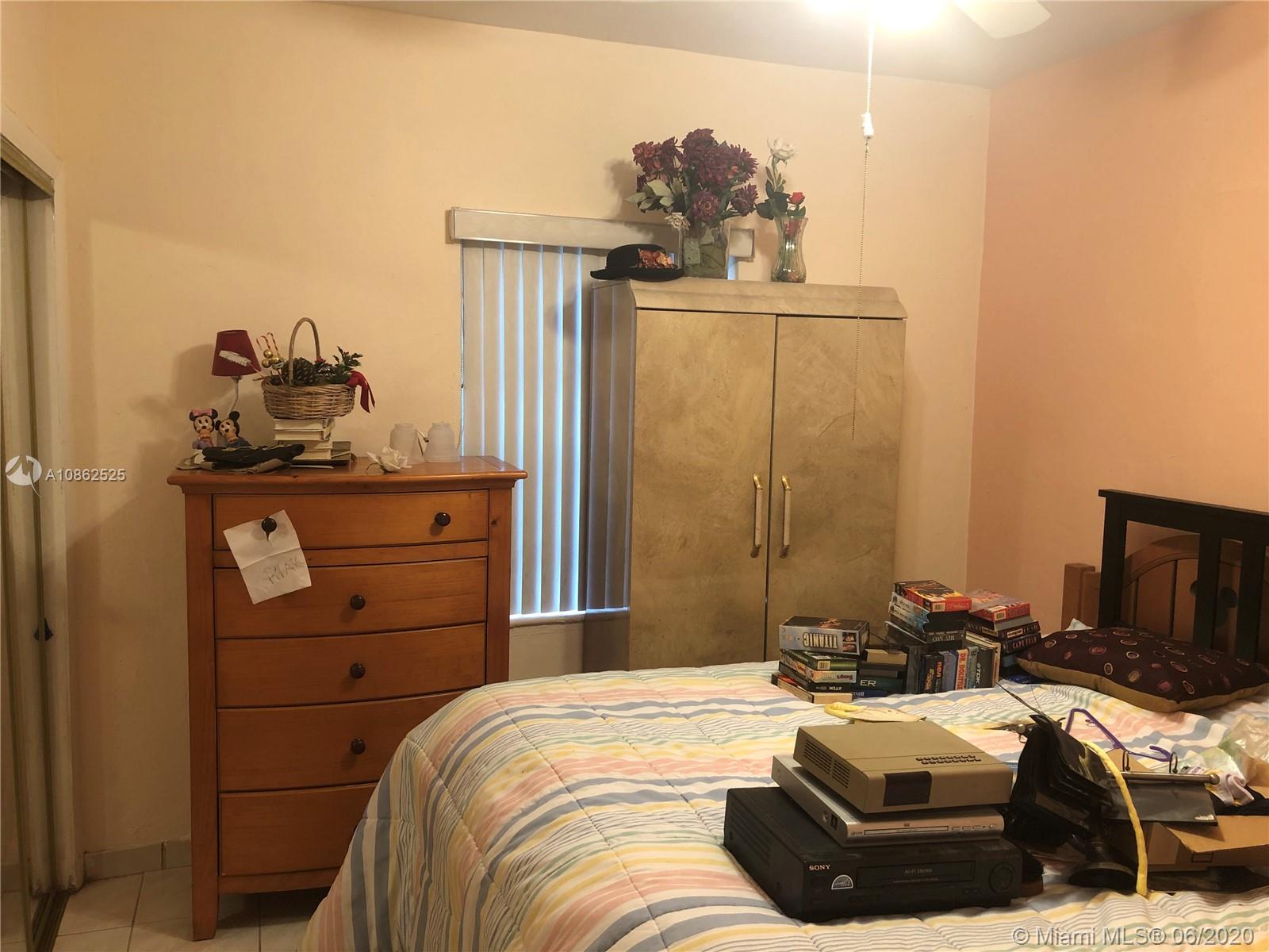 See details / 1470 sq. ft. $ 2020-10-23 0 Photo