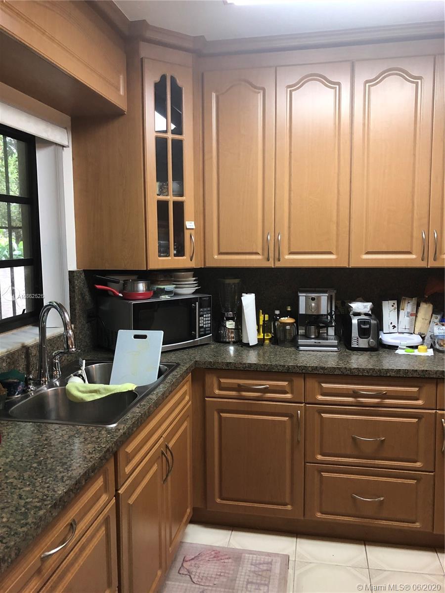 See details / 1470 sq. ft. $ 2020-10-23 0 Photo