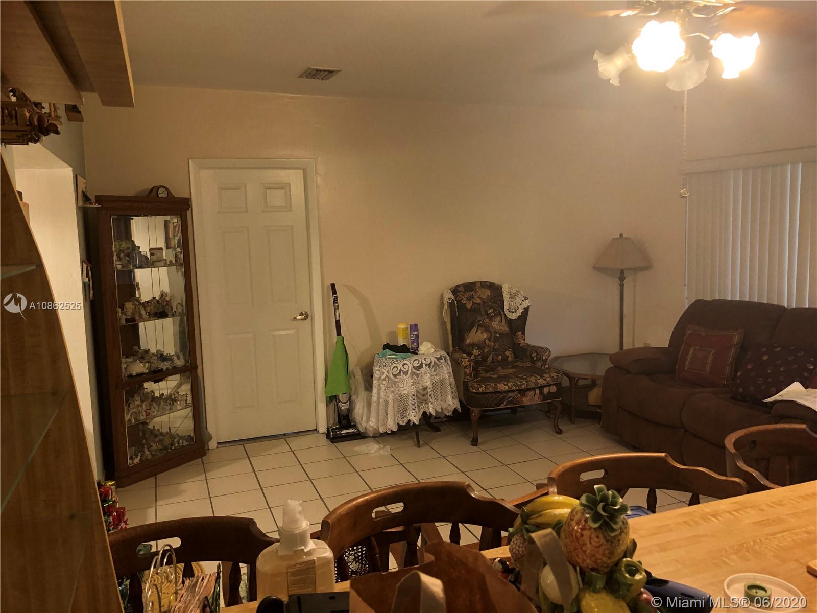 See details / 1470 sq. ft. $ 2020-10-23 0 Photo