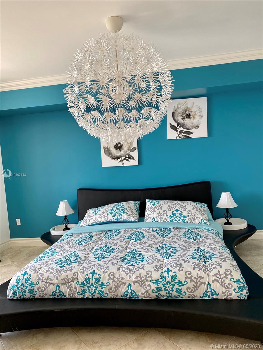 Ver detalles 3809 2 / 1 1086 sq. ft. $ 2020-09-15 0 foto