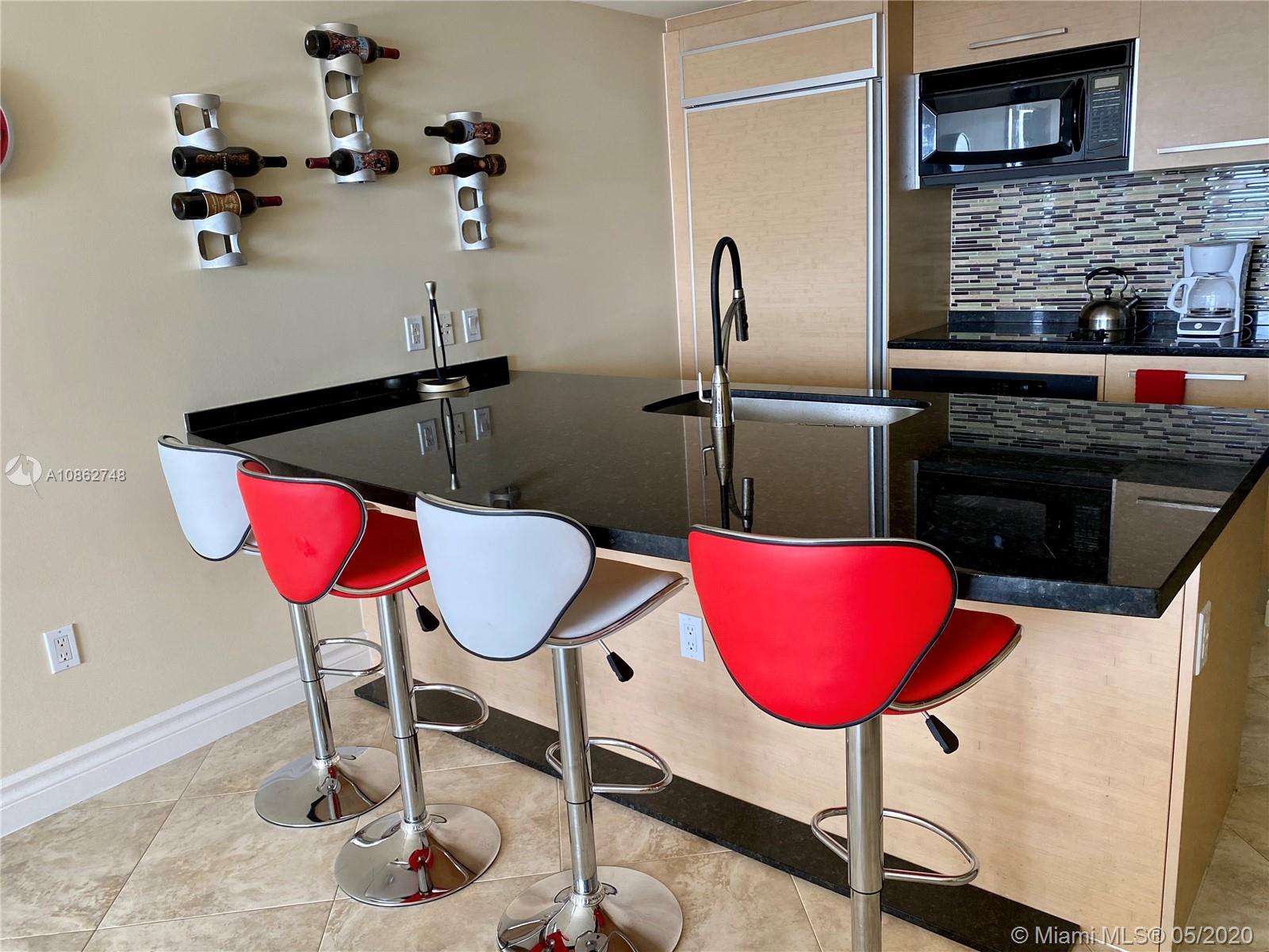 Ver detalles 3809 2 / 1 1086 sq. ft. $ 2020-09-15 0 foto