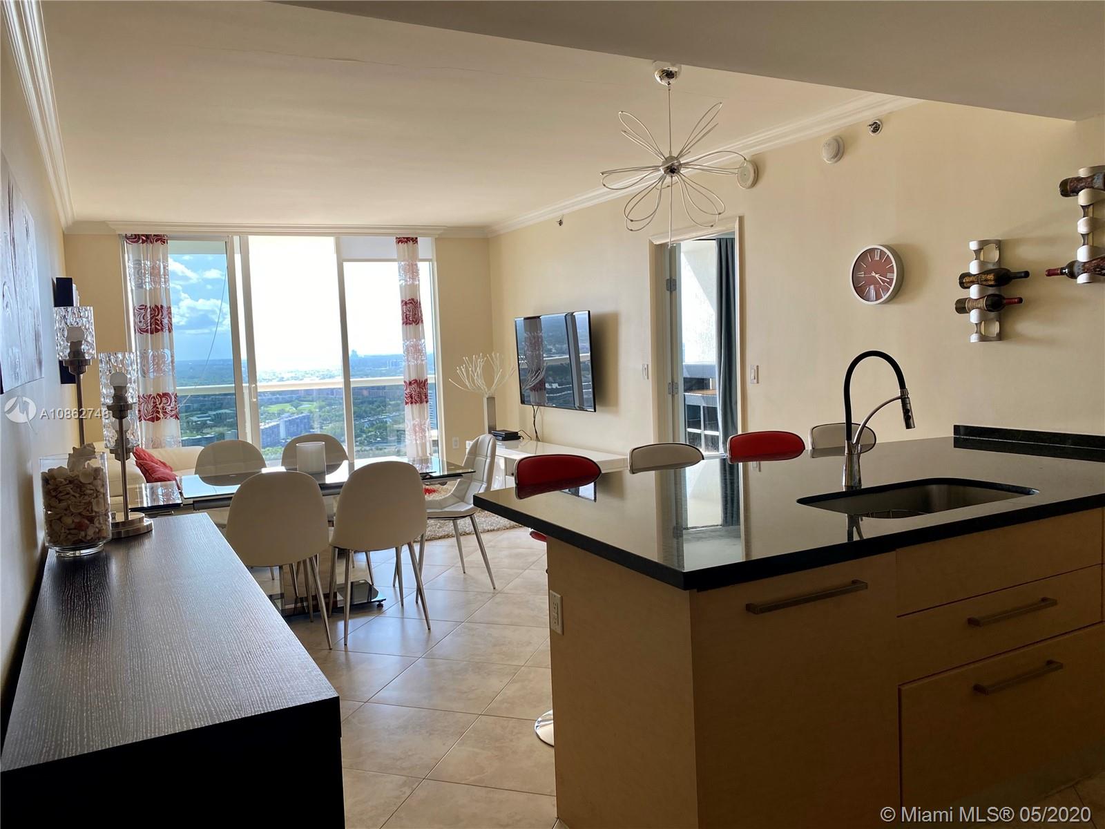 Ver detalles 3809 2 / 1 1086 sq. ft. $ 2020-09-15 0 foto