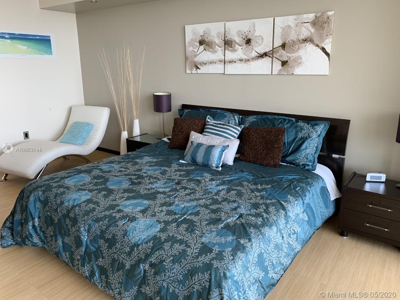 See details 4406 2 / 1 1050 sq. ft. $ 2020-09-11 0 Photo