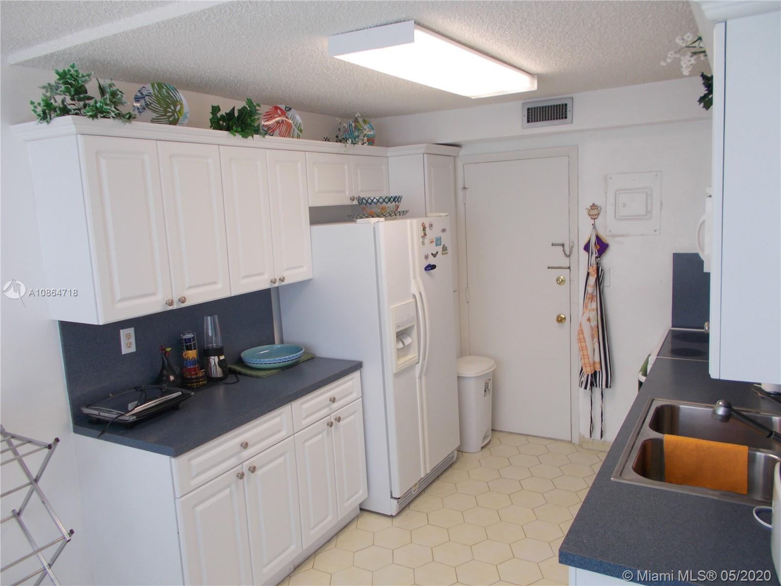 Photo of 3161 Ocean Dr #505, Hallandale Beach, Florida, 33009 -
