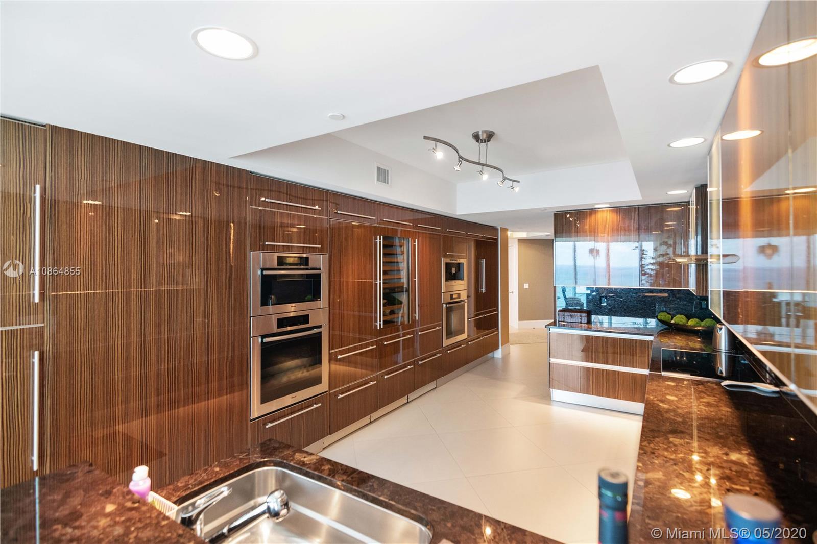 Photo of 2711 Ocean Dr #2205, Hollywood, Florida, 33019 -