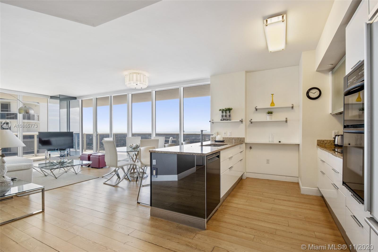 See details 3906 2 / 2 1458 sq. ft. $ 2020-05-27 0 Photo
