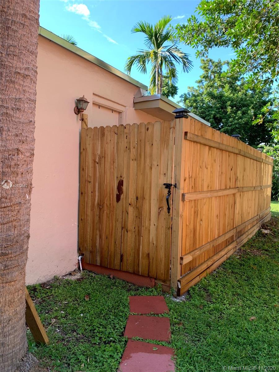 See details / 1333 sq. ft. $ 2020-12-26 0 Photo