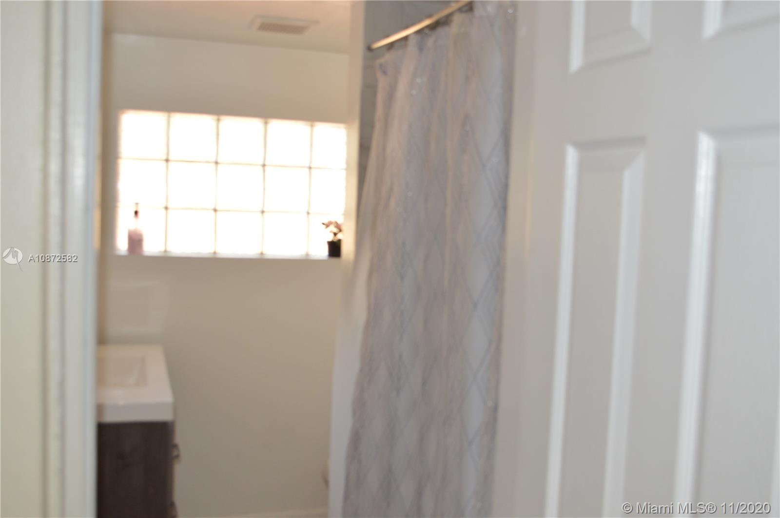 See details / 1333 sq. ft. $ 2020-12-26 0 Photo