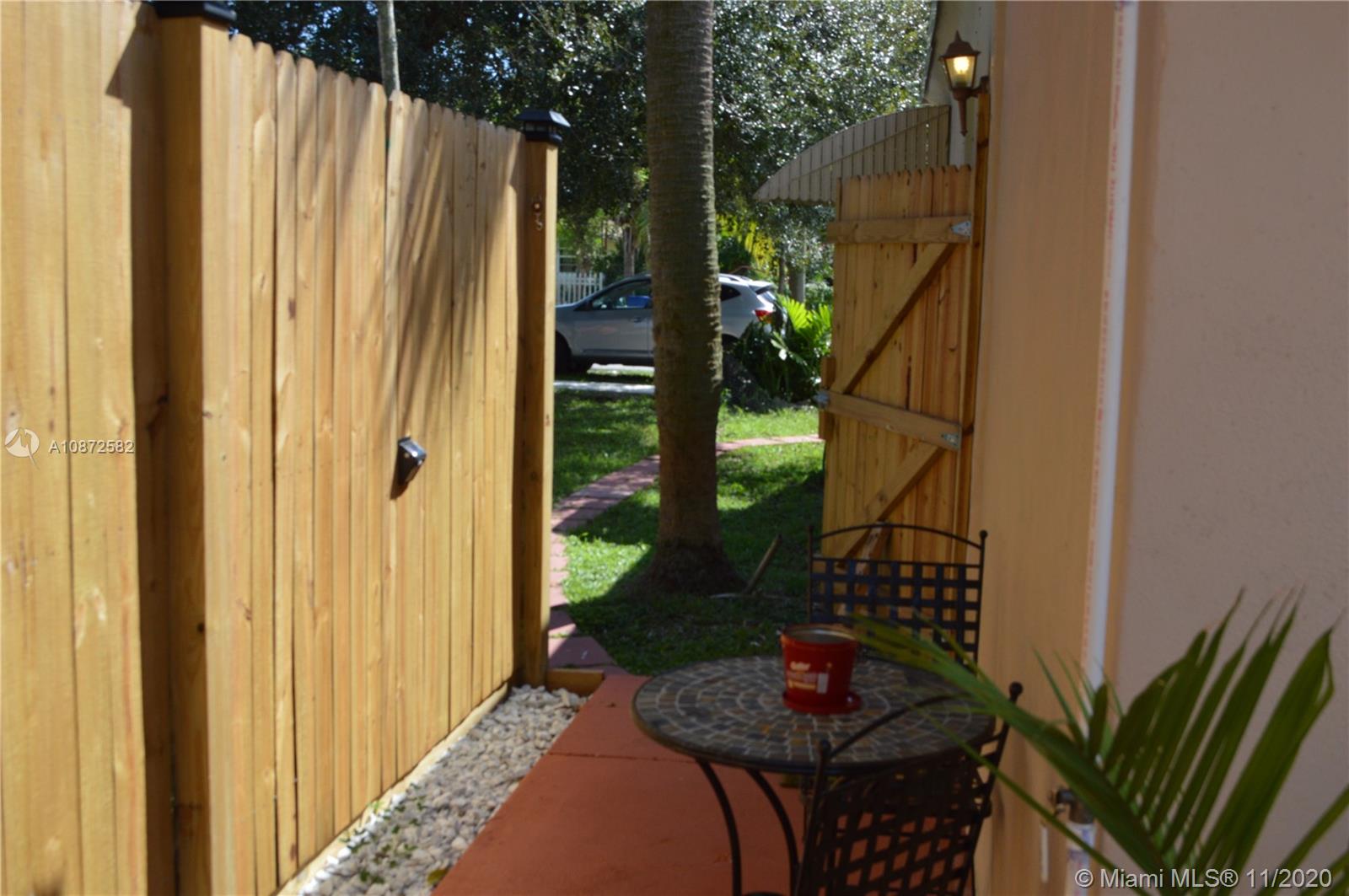 See details / 1333 sq. ft. $ 2020-12-26 0 Photo