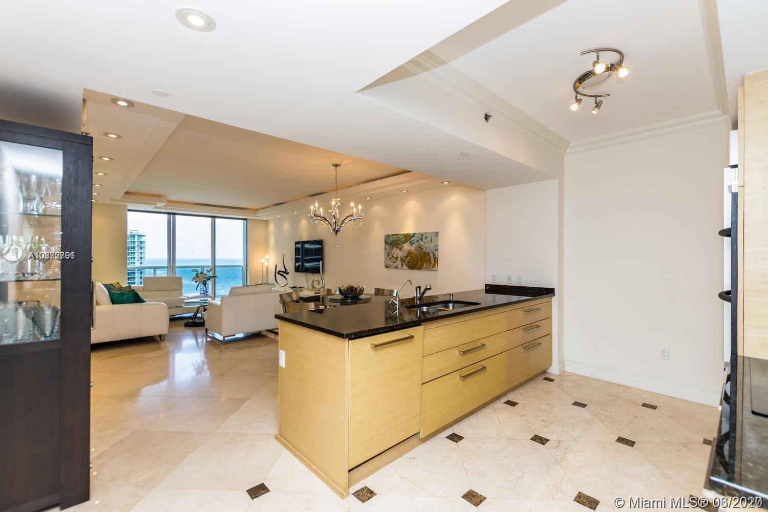 Ver detalles 2211 3 / 2 1554 sq. ft. $ 2021-04-16 0 foto