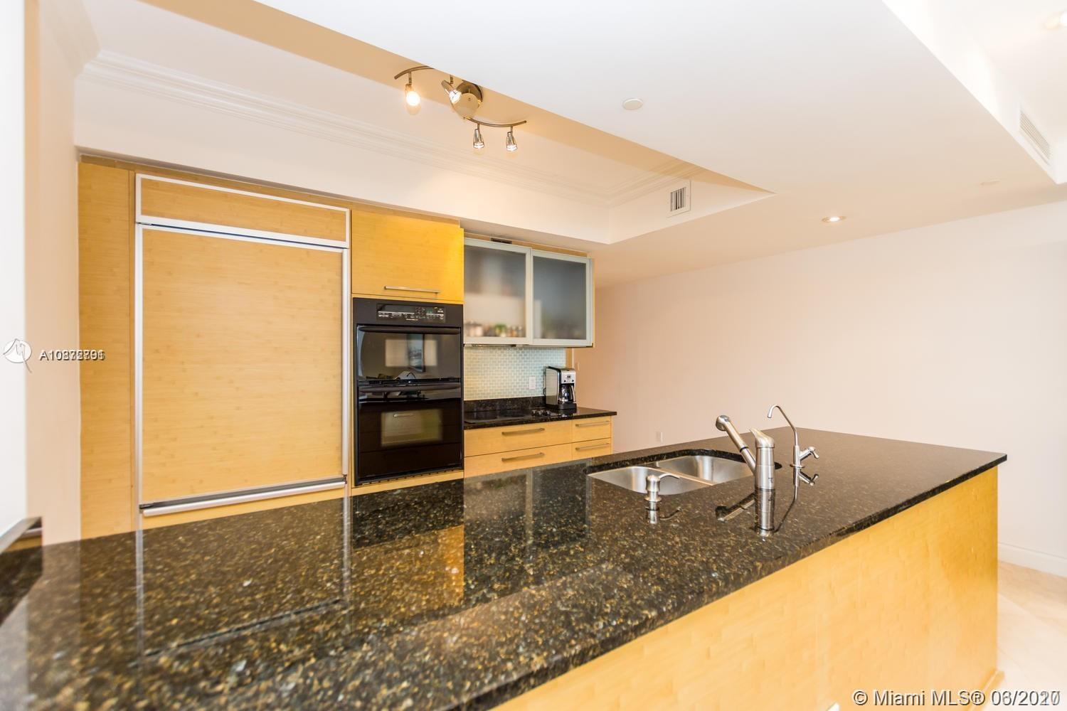 Ver detalles 2211 3 / 2 1554 sq. ft. $ 2021-04-16 0 foto