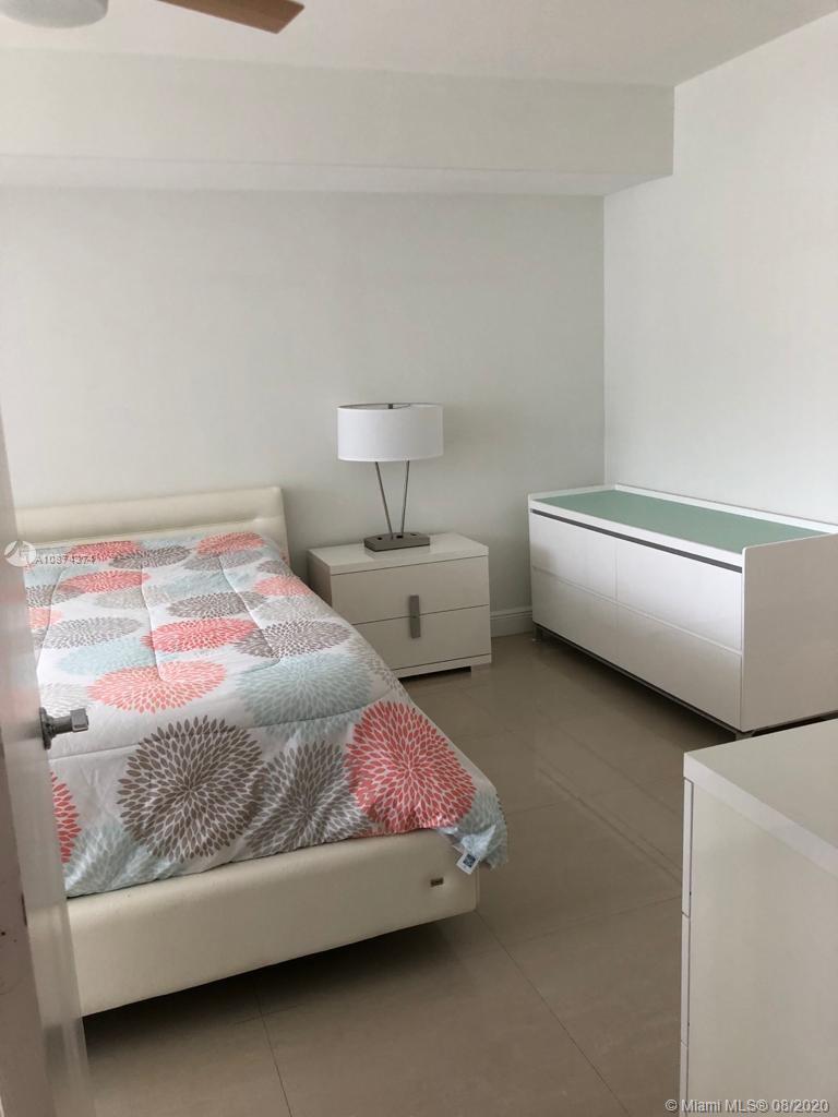 See details 609 2 / 1 1086 sq. ft. $ 2020-08-24 0 Photo
