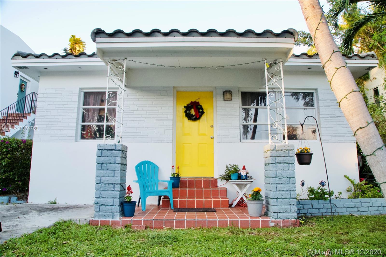 See details / 1440 sq. ft. $ 2020-12-15 0 Photo