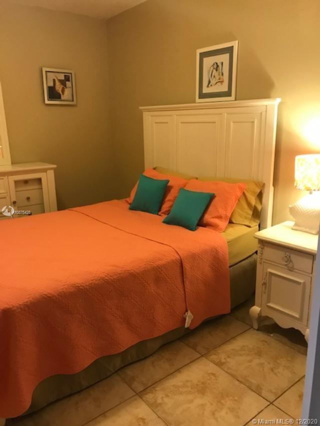 See details 3112 1 / 1 844 sq. ft. $ 2020-11-22 0 Photo