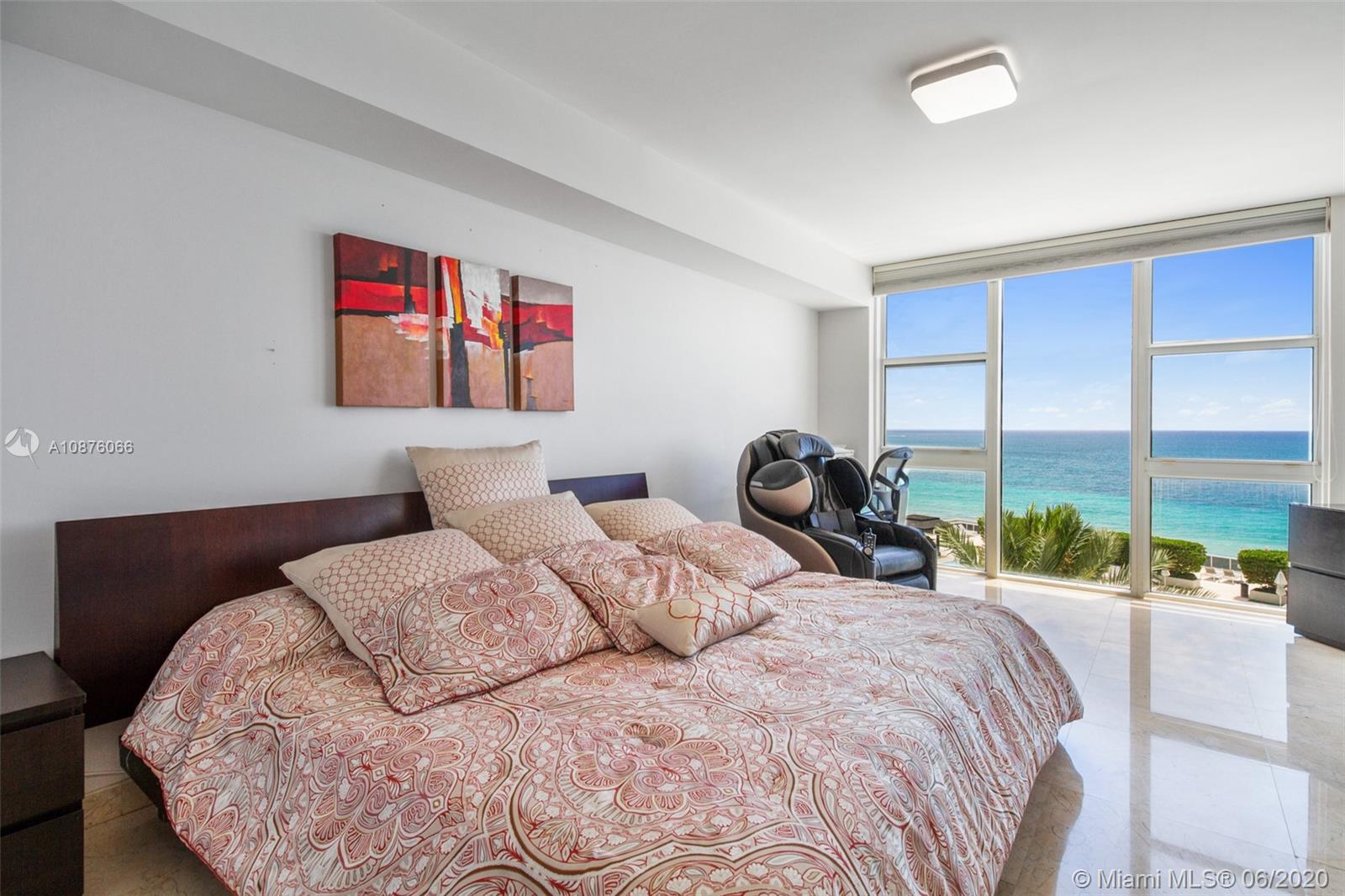 See details 1004 3 / 4 2078 sq. ft. $ 2020-08-04 0 Photo