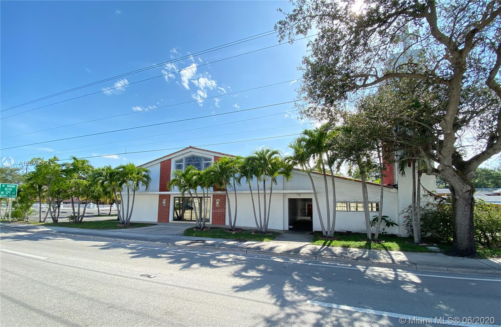 Ver detalles / 17880 sq. ft. $ 2020-06-19 0 foto