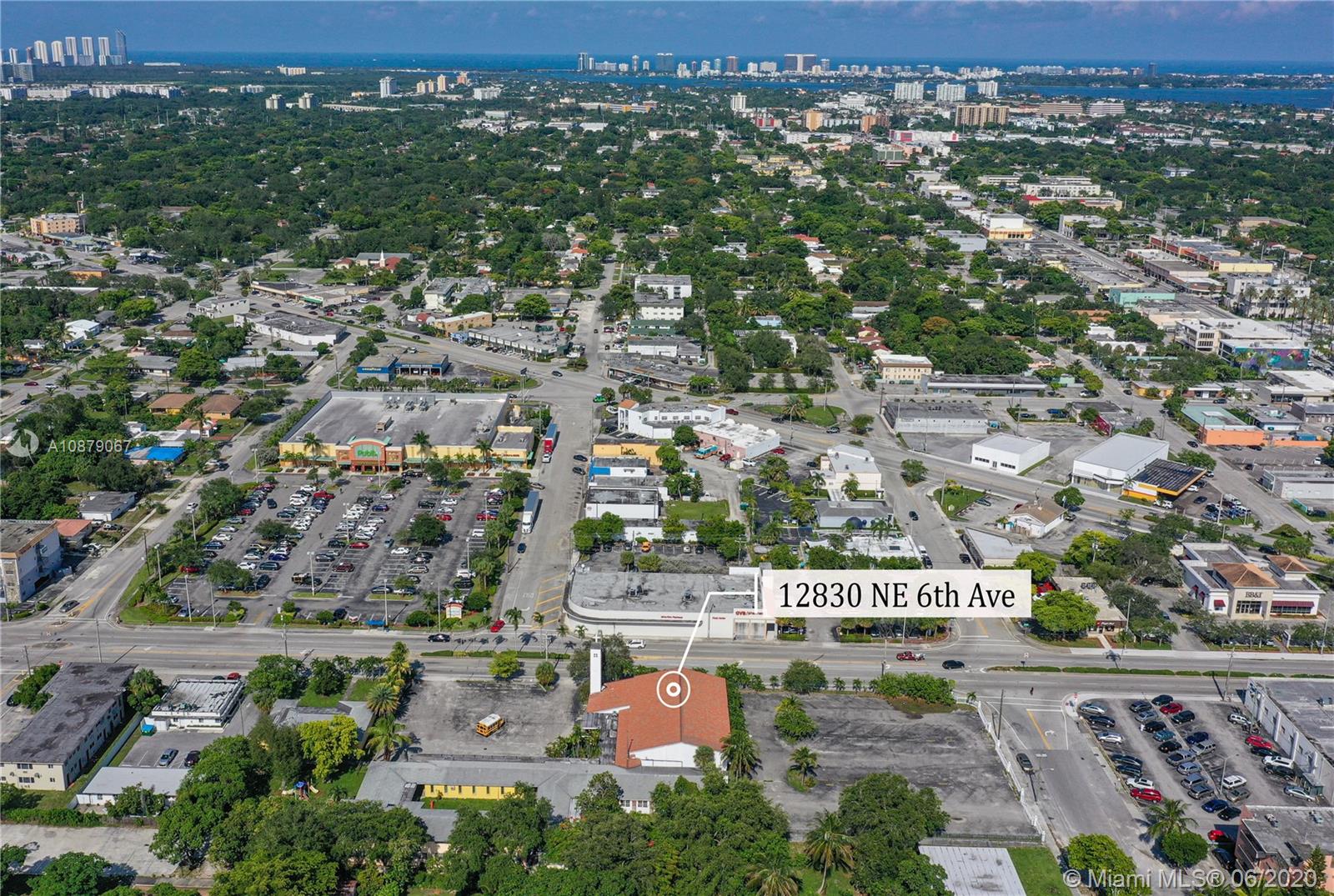 Ver detalles / 17880 sq. ft. $ 2020-06-19 0 foto