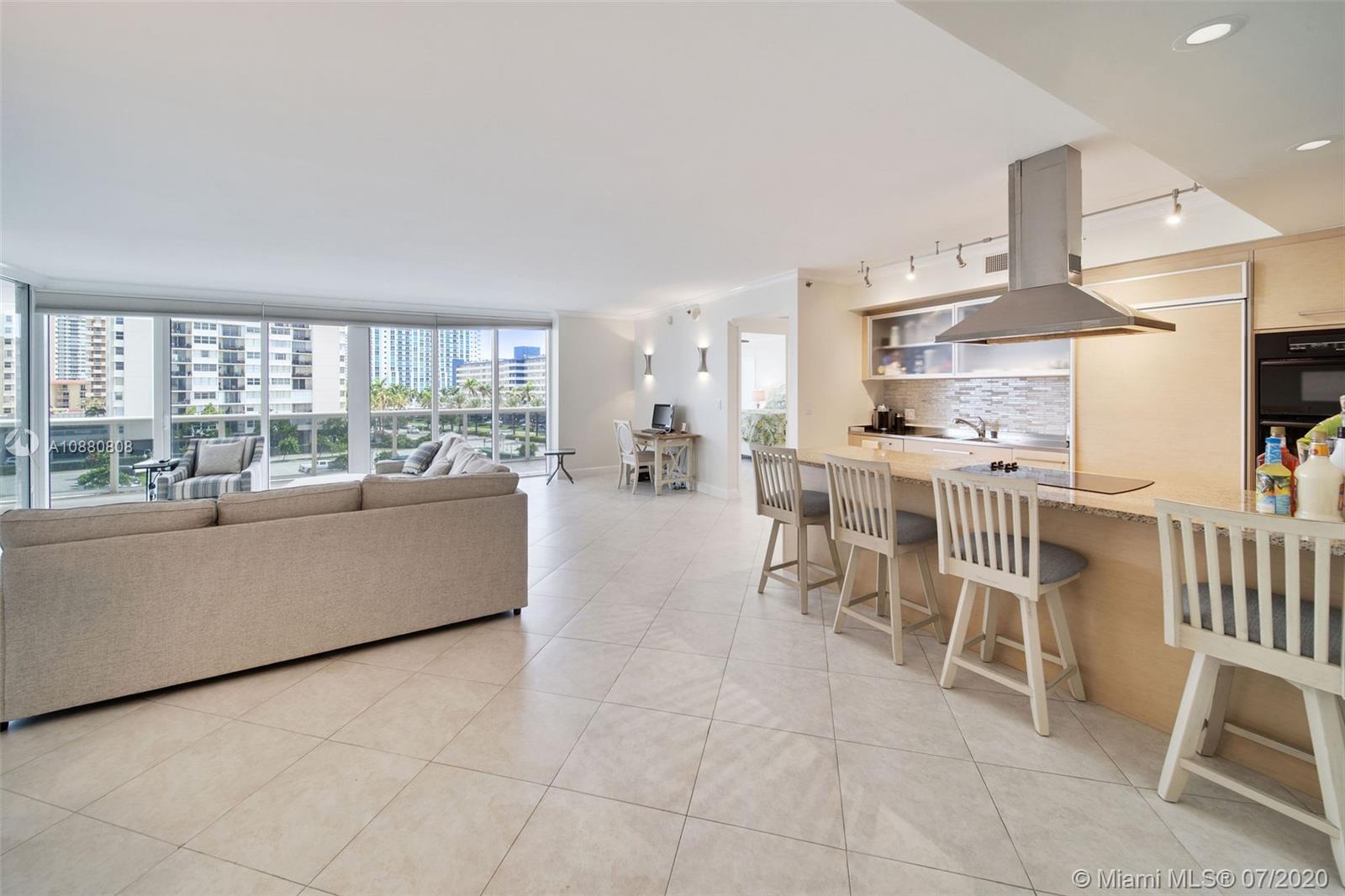 See details 405 2 / 2 1782 sq. ft. $ 2020-10-07 0 Photo