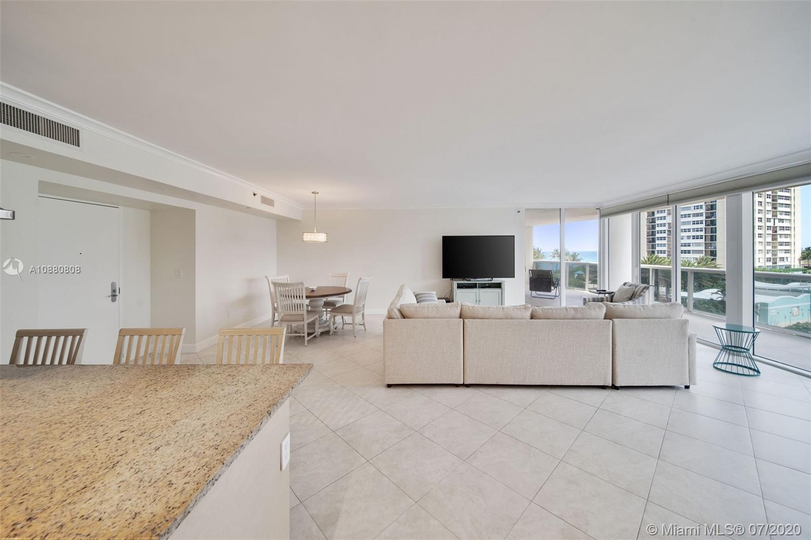 See details 405 2 / 2 1782 sq. ft. $ 2020-10-07 0 Photo