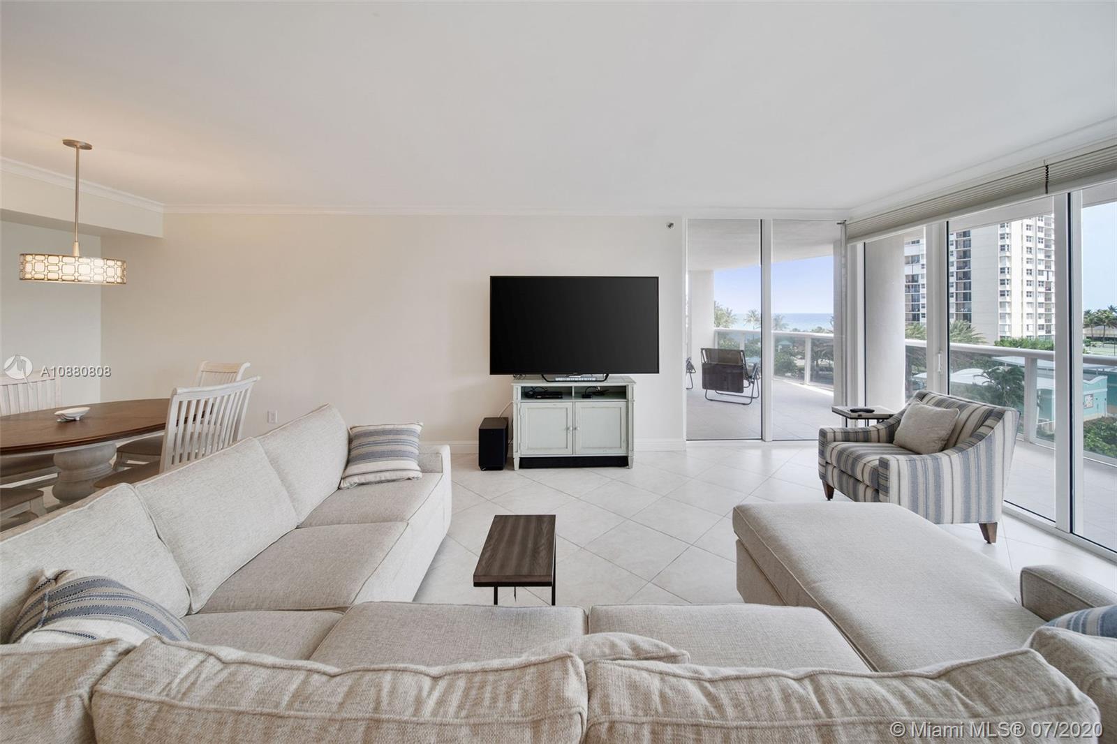See details 405 2 / 2 1782 sq. ft. $ 2020-10-07 0 Photo